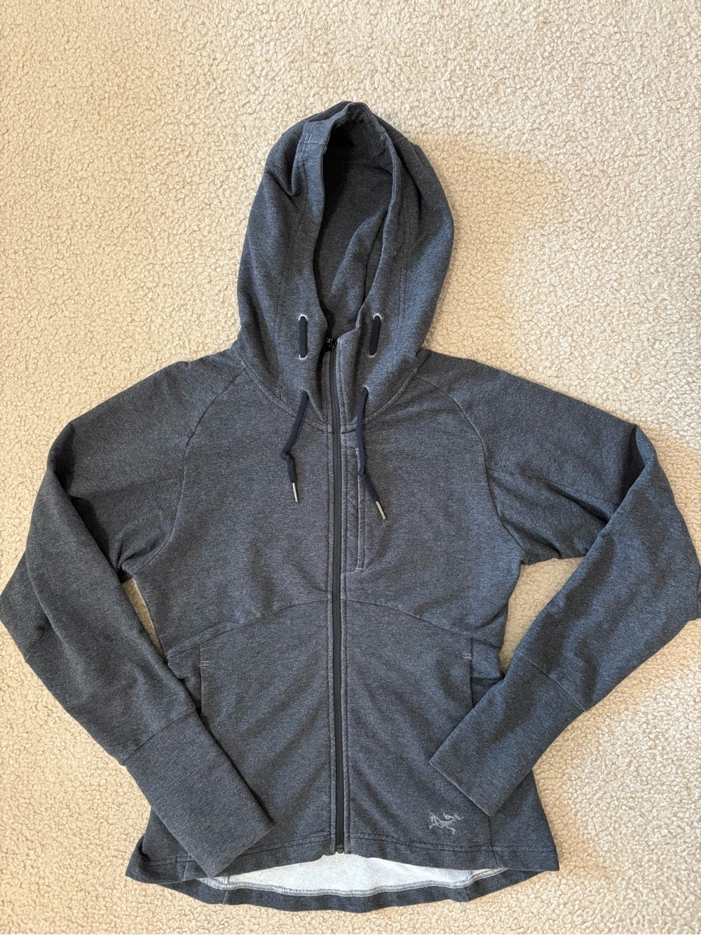 Arc'teryx Women’s Full Zip Hoodie with thumbholes Dark Grey XS
